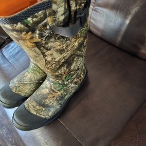 Men's Magellan outdoor boots